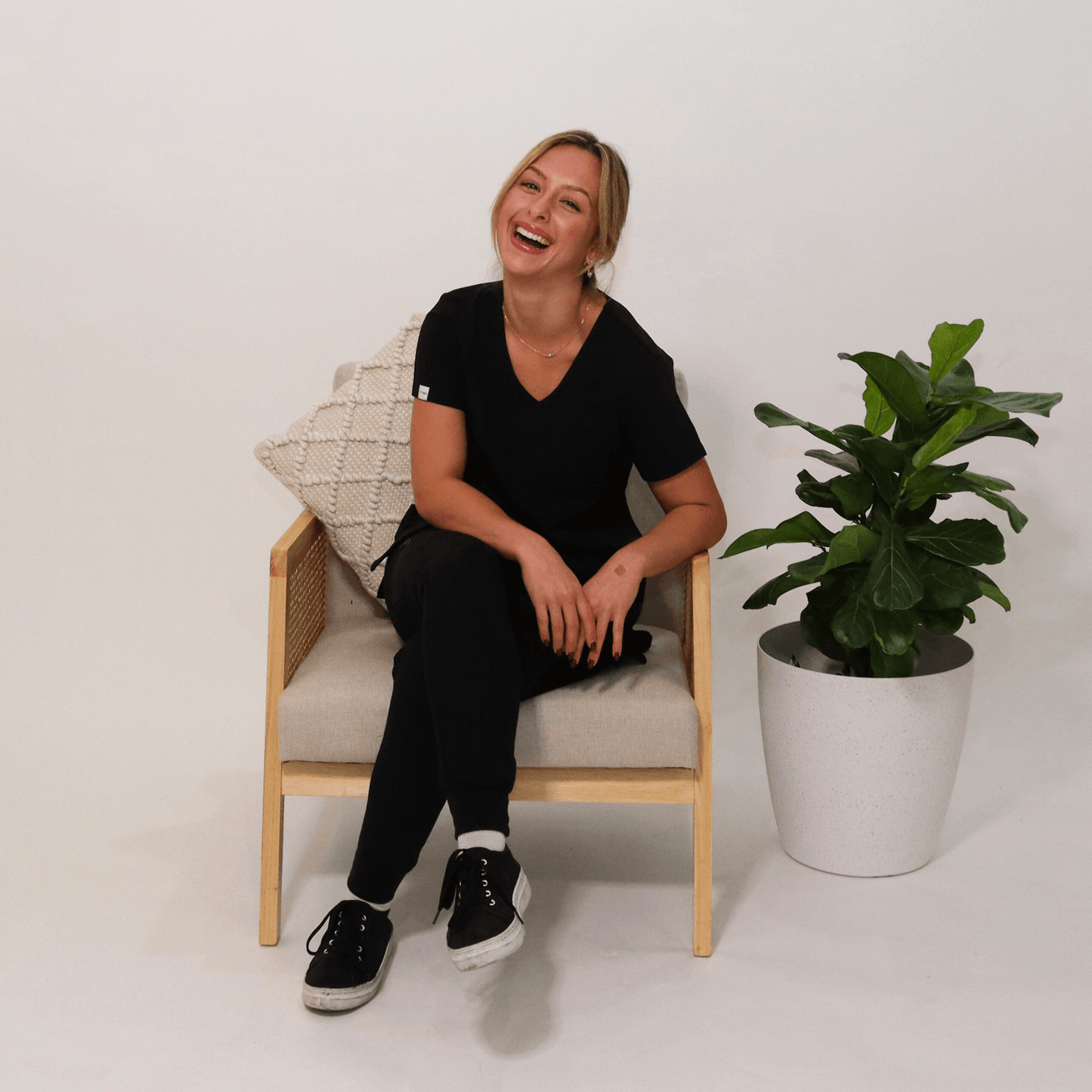 Women's Black Medical Jogger Scrub Pant
